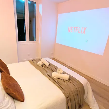 151 - Terrasse & Jacuzzi, Rue Trivalle, Pied De La Cite De - Climatisation, Netflix, Fibre Apartment Carcassonne