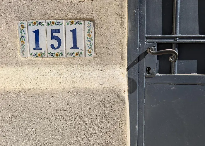 151 - Terrasse & Jacuzzi, Rue Trivalle, Pied De La Cite De - Climatisation, Netflix, Fibre * Carcassonne