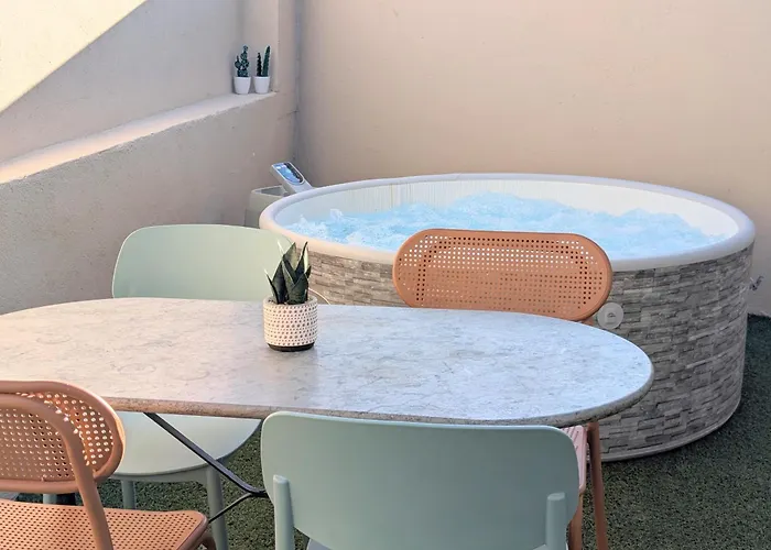 151 - Terrasse & Jacuzzi, Rue Trivalle, Pied De La Cite De - Climatisation, Netflix, Fibre