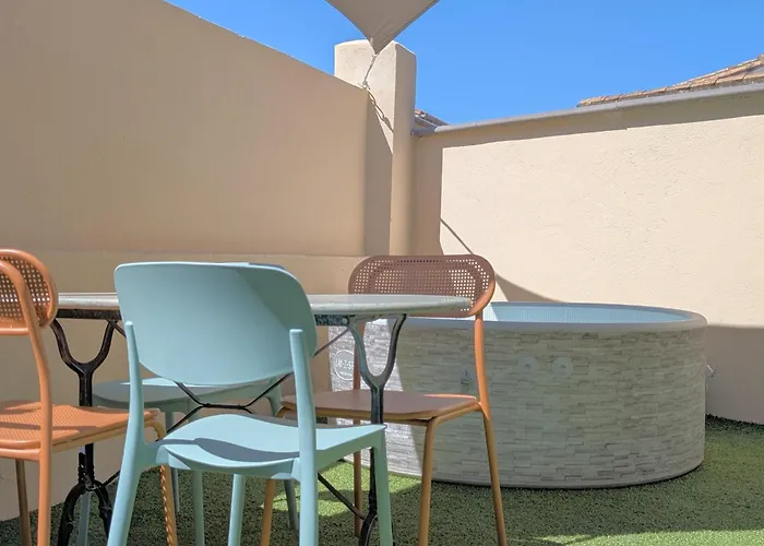 Apartment 151 - Terrasse & Jacuzzi, Rue Trivalle, Pied De La Cite De - Climatisation, Netflix, Fibre *